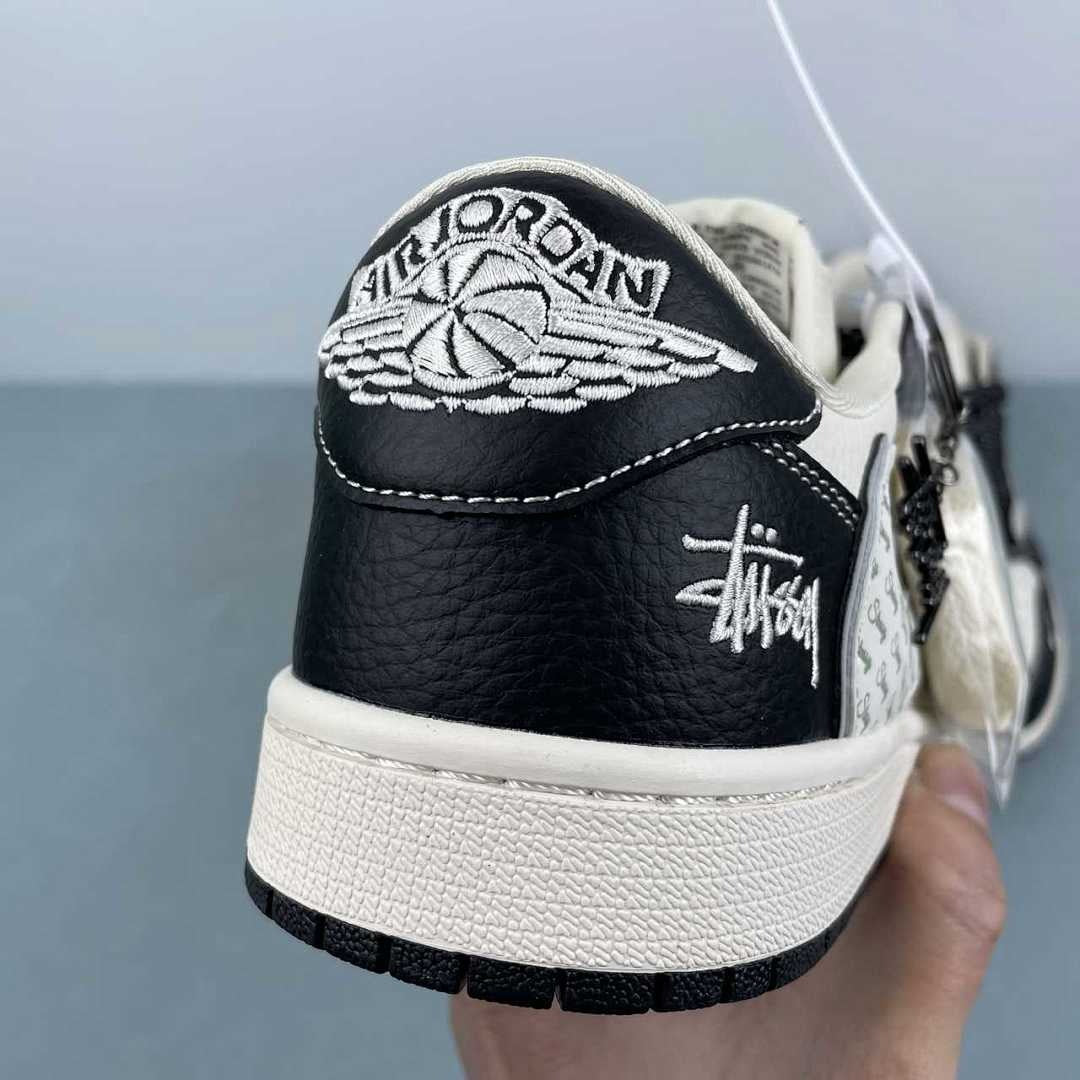 Jordan 1 low Travis scoot x Stussy